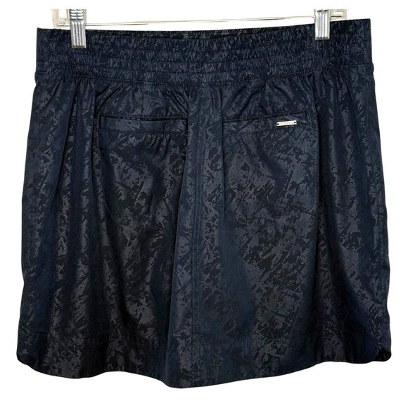 Orvis‎ Women's Pull-On Active Navy Animal Print Embossed Skort - Size Medium - Picture 6 of 8